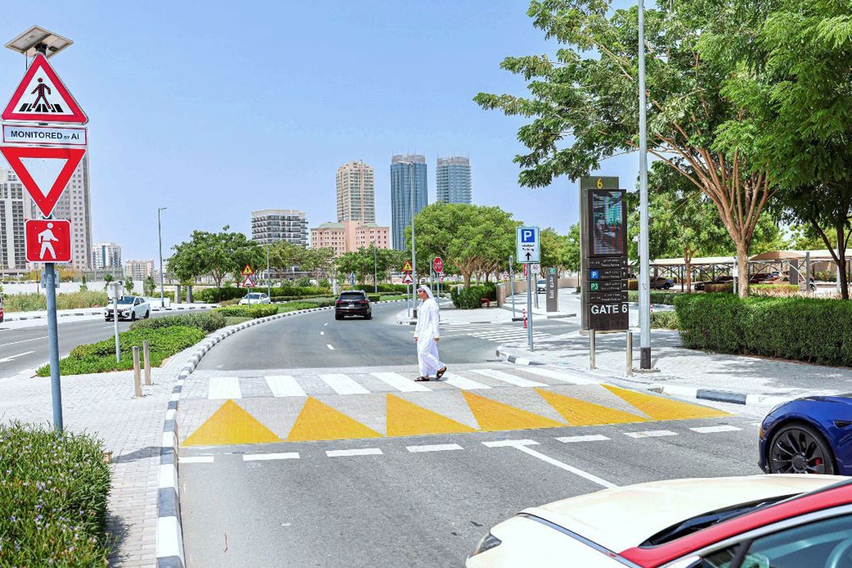 Dubai Launches New Ai Pedestrian Crossings Arabian Business Latest