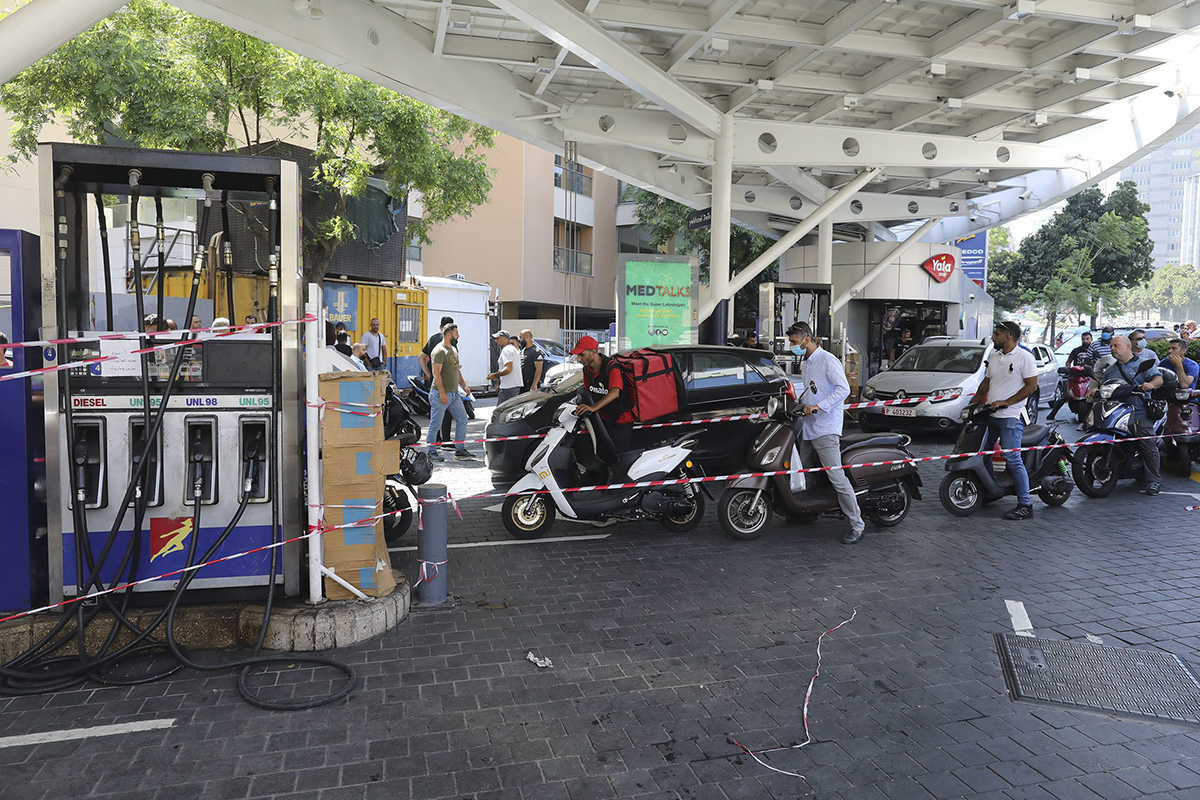 The fuel crisis has exacerbated power blackouts and resulted in miles-long lines at gasoline stations during Lebanon's worst financial meltdown in memory. Image: Bloomberg