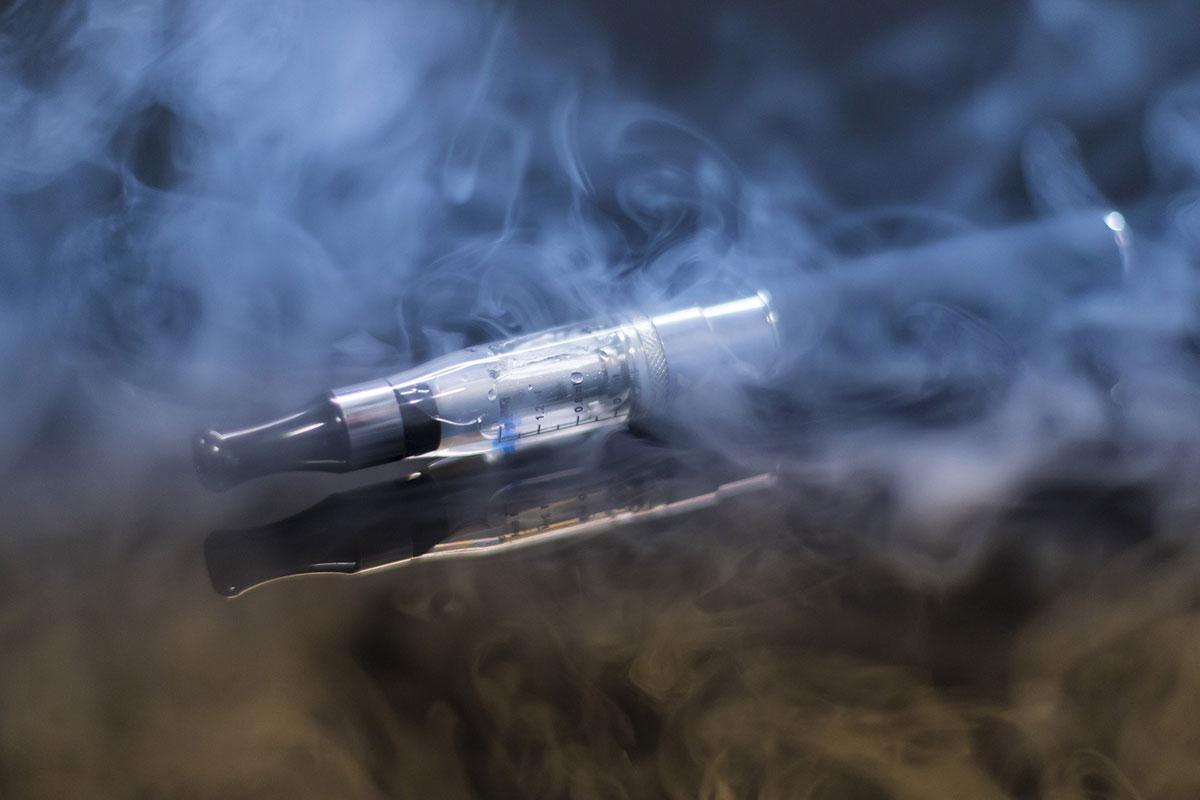 E cigarettes to be allowed in UAE in April Arabian Business