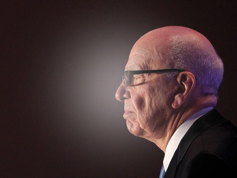 News Corporation has cut this years bonuses for four top executives, including mogul Rupert Murdoch.