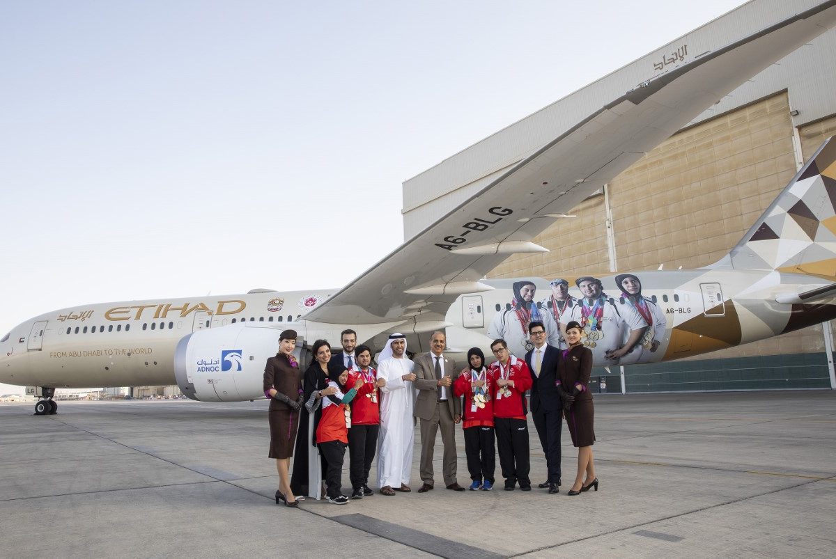 The special decal was designed and printed in-house by the airline’s own creative team and applied by technicians at Etihad Airways Engineering facilities in Abu Dhabi.