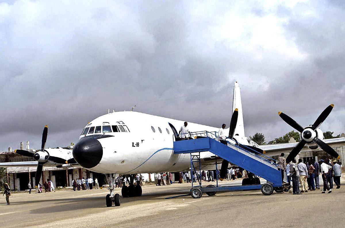 A source at SKA described conditions at Mogadishu airport as challenging