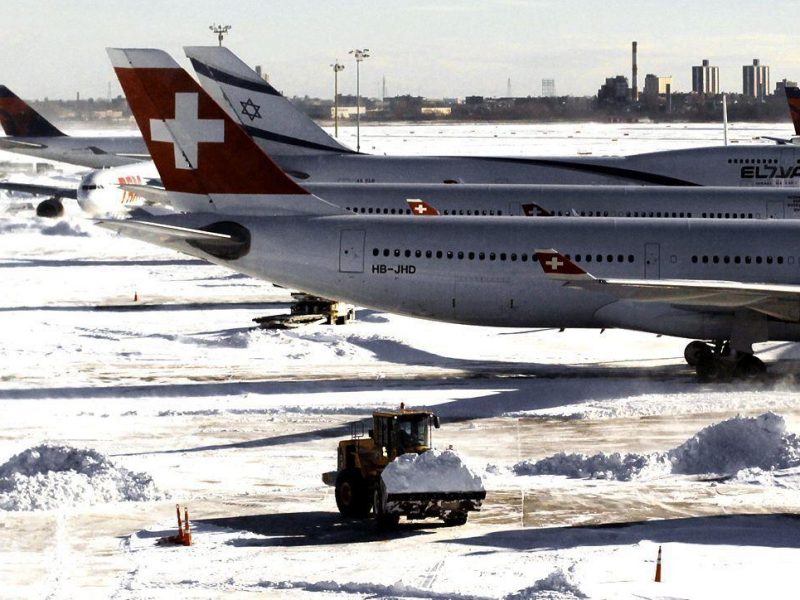 FLIGHT WOES: Six US carriers cancelled at least 3,299 flights on Sunday (Getty Images)