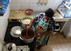 HOME HELP: Human Rights Watch said Kuwaits labour laws fail to protect 600,000 domestic workers in the country. (Getty Images)