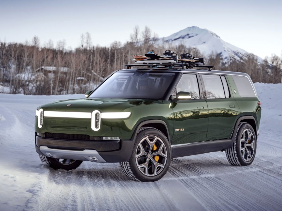 The Rivian R1S sport utility vehicle drew rave reviews at the Los Angeles Auto Show in November and are expected to deliver as much as 400 miles of driving range.