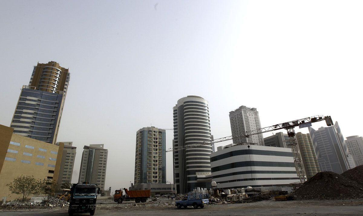 A general shot shows construction sites in the Gulf emirate of Fujairah. (AFP/Getty Images)