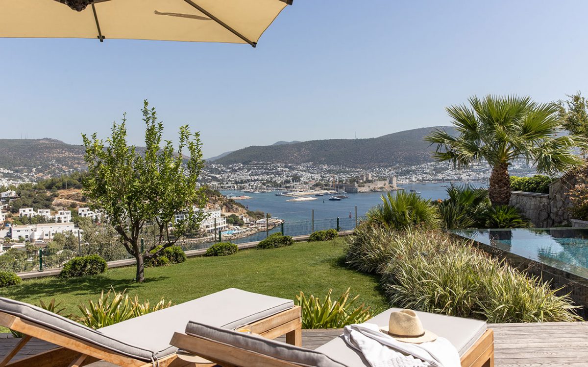 With no fuss hospitality, outdoor living, and the laid-back Mediterranean way of life at the heart of the new brand, METT Bodrum’s bohemian chic vibes, ensures that time spent outdoors is unforgettable and time spent indoors is perfectly relaxed.