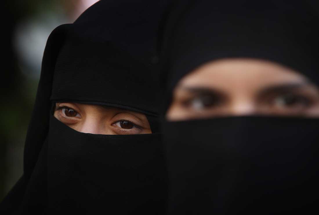 Christian Woman Sues Ex Employer Over Veil Rule - Arabian Business