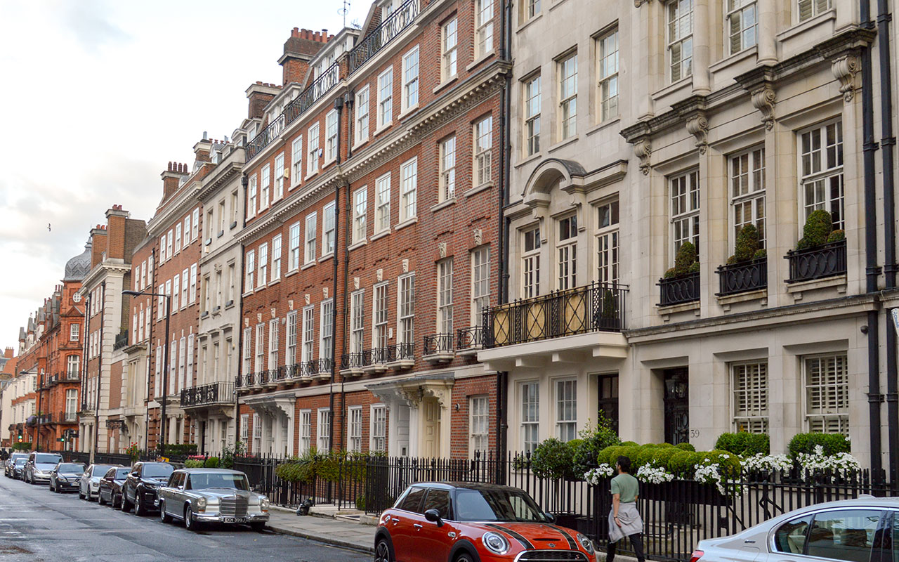 London rental market bottoms out as commuters, international students ...