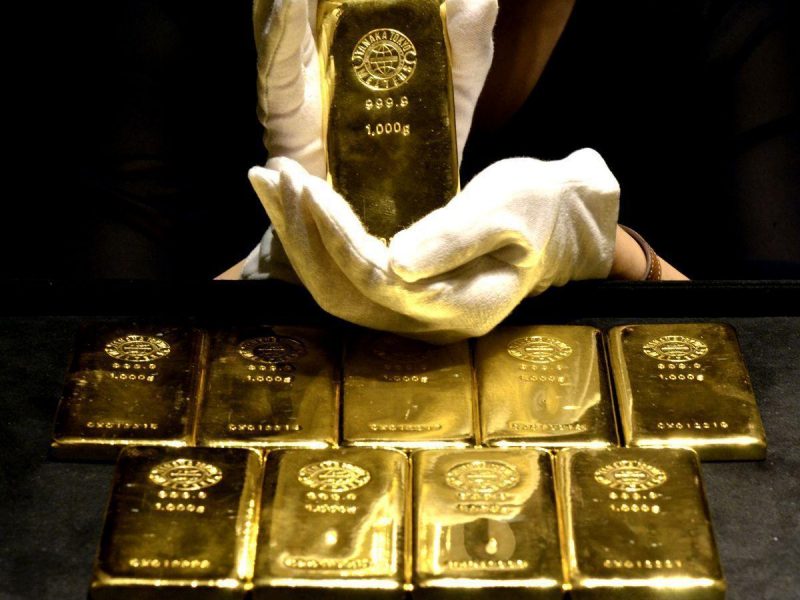 The gold price hovered around the $1,600 an ounce mark on Tuesday