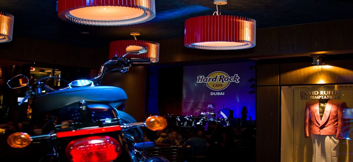 Following the opening in Dubai Festival City, Hard Rock DXB is located in Concourse B by Gate 25.