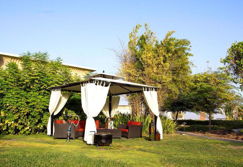 Open air cabana at Raffles Garden