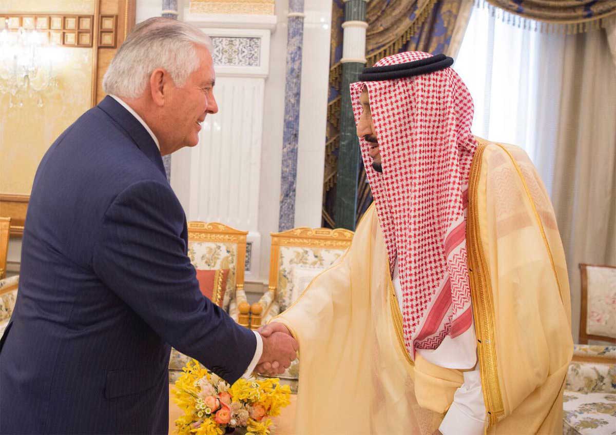 Secretary of State Rex Tillerson oversaw the first meeting of a new alliance between Saudi Arabia and Iraq as the US looks to blunt spreading Iranian influence in Iraq and across the Gulf region.