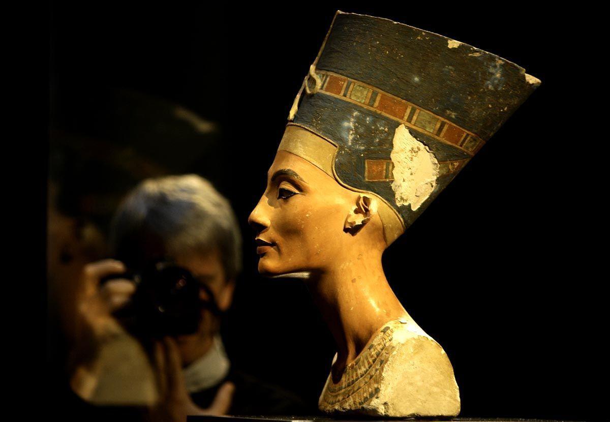 DIPLOMATIC ROW: A diplomatic row has reignited between Egypt and Germany over rights to a priceless 3,000-year-old bust of Queen Nefertiti (Getty Images)