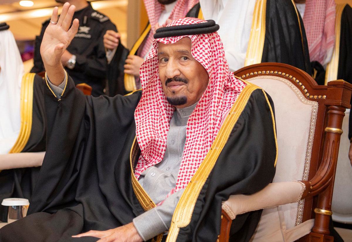 Coinciding with his unprecedented domestic tour of Saudi Arabia, King Salman will launch over 600 projects worth over $4.3 billion (SR16bn) on Wednesday, the second day of his visit.