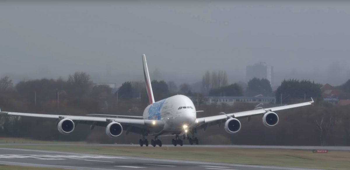 A YouTube video has captured the moment an Emirates airline A380 battled severe winds in Birmingham this week to land at the UK airport.