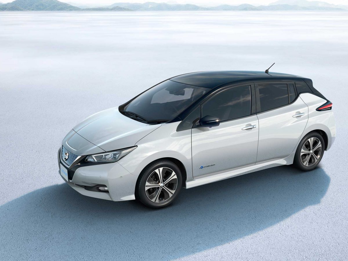 Nissan LEAF, also known as the world’s best-selling electric car, sets a standard in the growing market for mainstream electric cars by offering customers vast range, advanced technologies and a dynamic design.