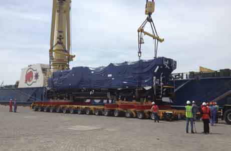 The first locomotives have been delivered for use in the UAE.