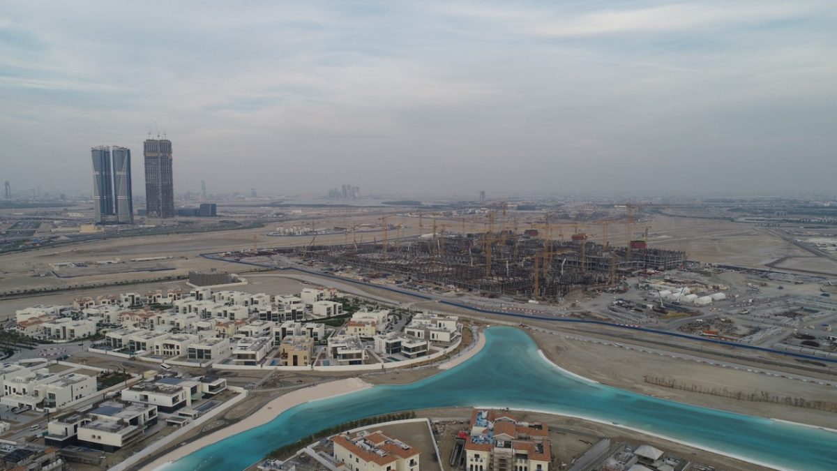 Upon completion, Meydan One will host 580 retail stores including 30 anchor stores and 80 flagship luxury stores, 190 dining outlets and a 13,200-square metre hypermarket.