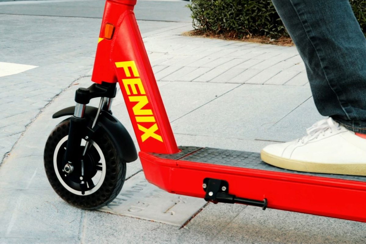 The 10-minute promise is made possible by FENIX’s vertically integrated approach across the entire value chain, using FENIX’s micromobility scooters and in-house full-time employees to deliver fresh groceries from FENIX dark stores