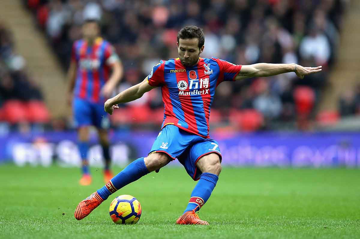 Yohan Cabaye of Crystal Palace in action during the Premier League.