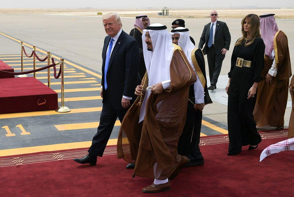 Trump's Saudi Embrace, Iran Disdain Upend Obama's Vision - Arabian ...