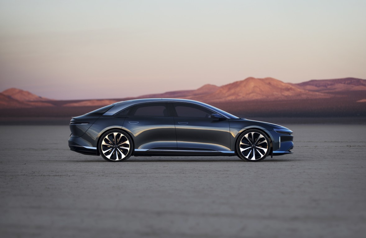 Lucid Motors Inc. is in talks with Saudi Arabia’s sovereign wealth fund to build an electric vehicle factory in the kingdom