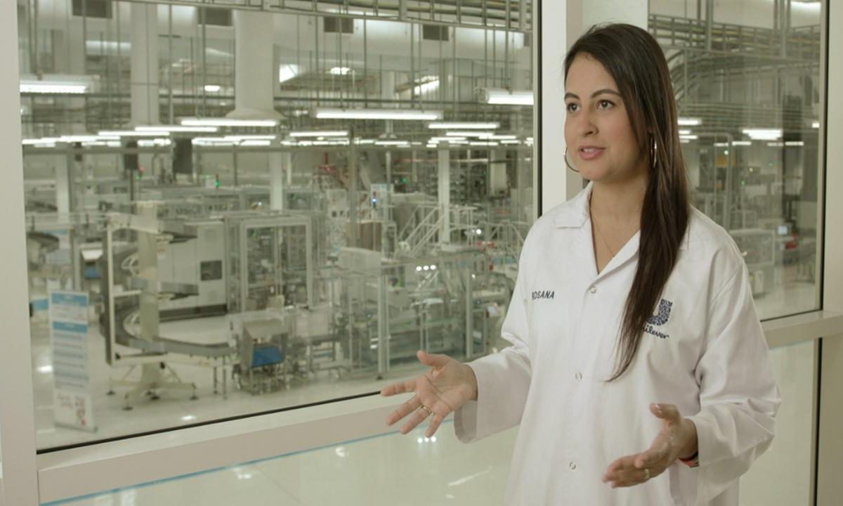 The film takes viewers behind the scenes at Unilever’s Personal Care factory in Dubai Industrial Park, one of the UAE’s most technologically advanced.