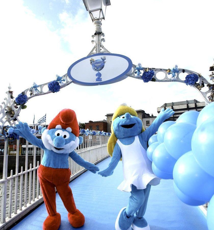 The Smurf Village was given the go ahead by Bahrain authorities and was to be built on a 8,350 square metre site in West Riffa at the Prince Khalifa bin Salman Grand Garden.