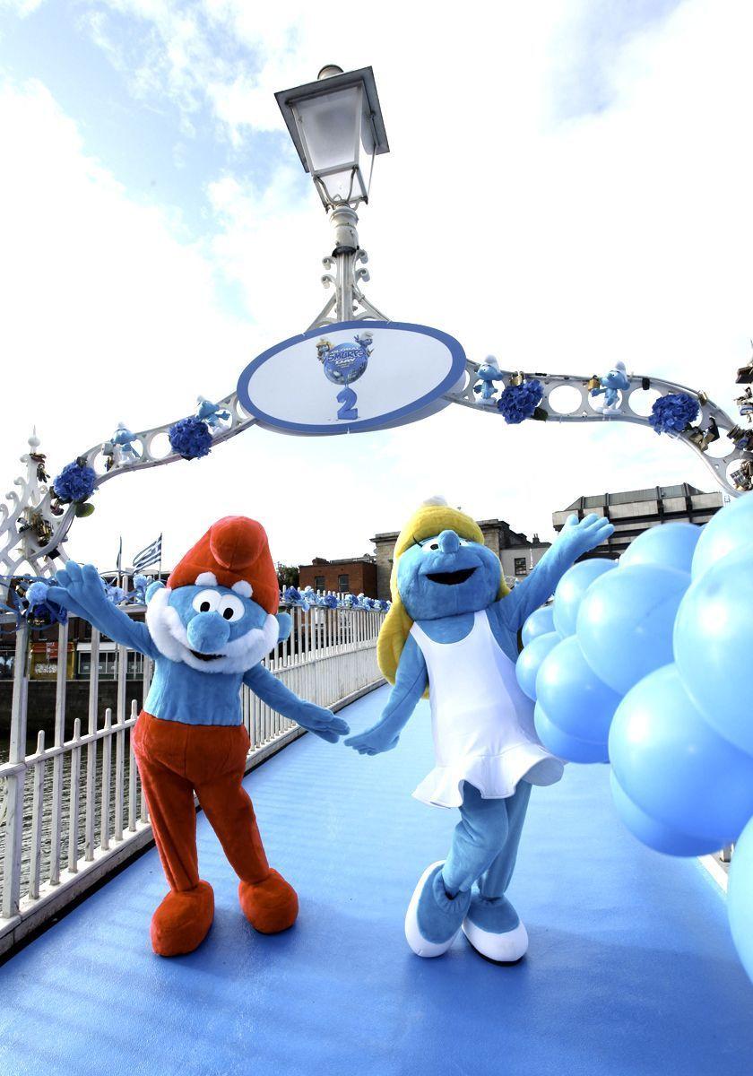 The Smurf Village was given the go ahead by Bahrain authorities and was to be built on a 8,350 square metre site in West Riffa at the Prince Khalifa bin Salman Grand Garden.