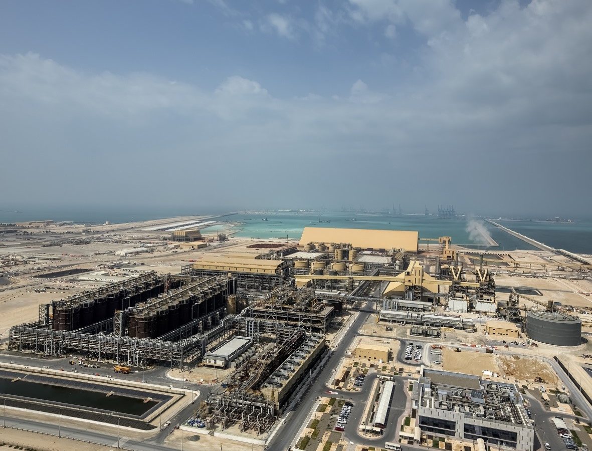 Al Taweelah alumina refinery was the first to be built in the UAE, and only the second in the Middle East.