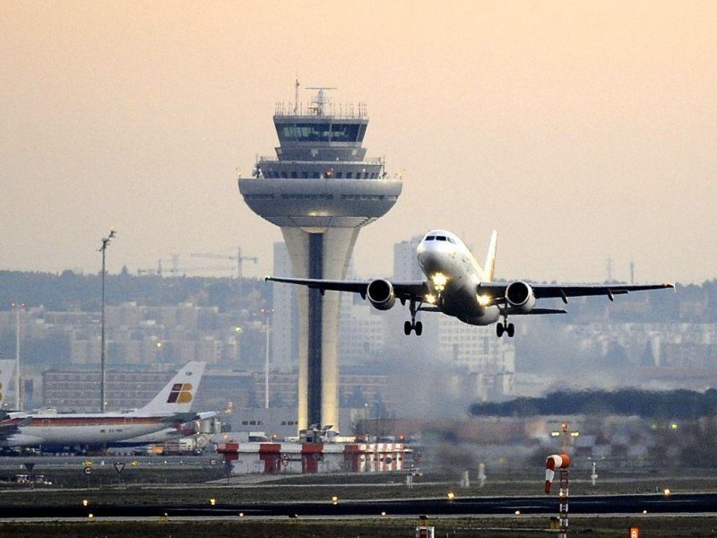 Madrid Barajas airport, which Spain expects to raise at least $5.2bn, drew bids from six groups