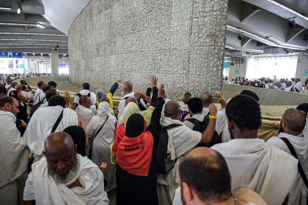 The bag contains small pebbles used for the ‘stoning of the devil’, in which pilgrims throw pebbles at three walls.