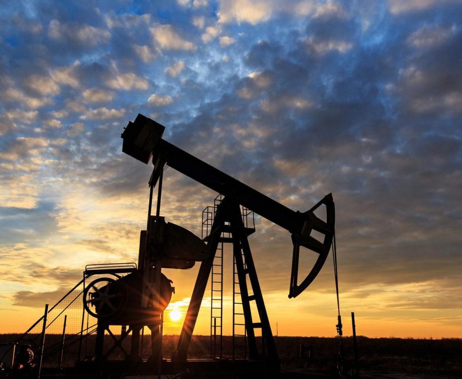 Kuwait makes large oil discovery - Arabian Business: Latest News on the ...