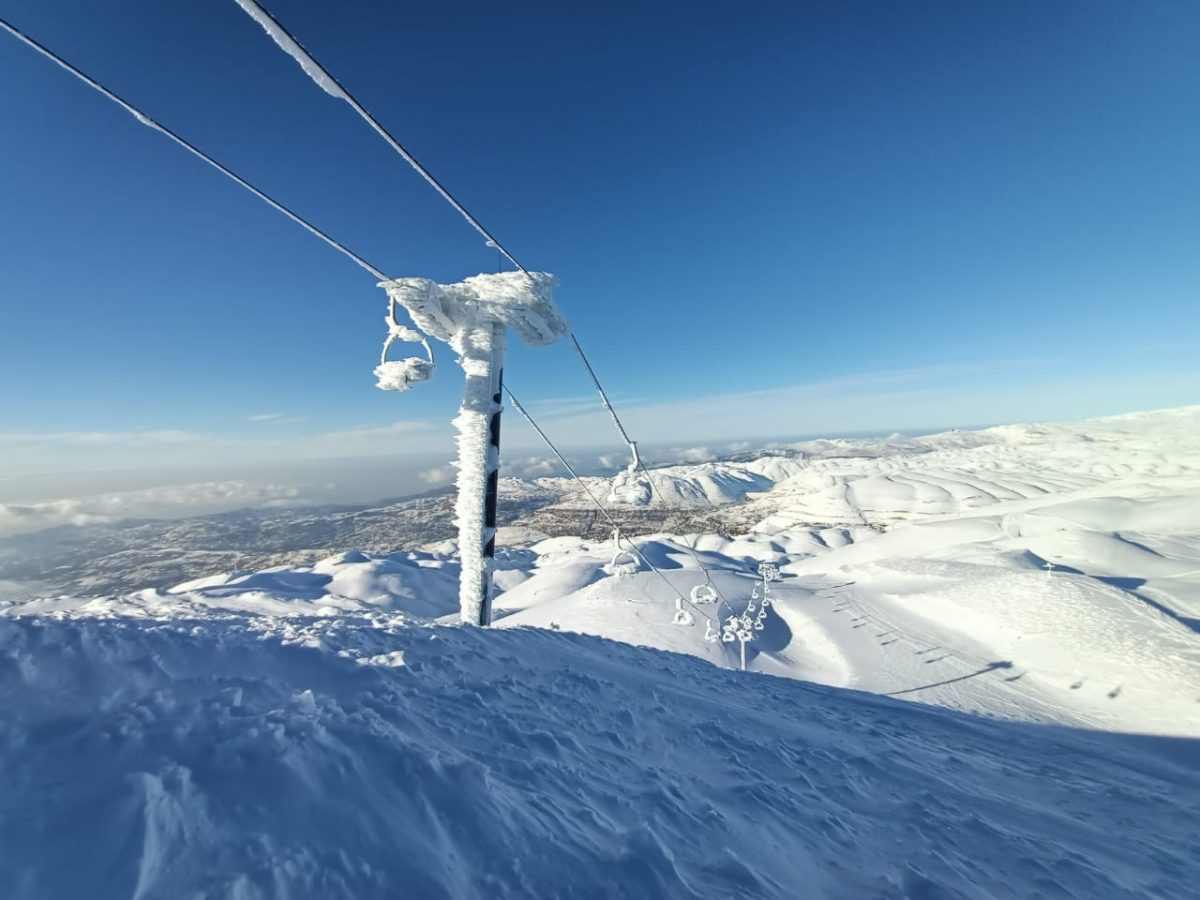 Deserted ski ski station at Kfardebian.