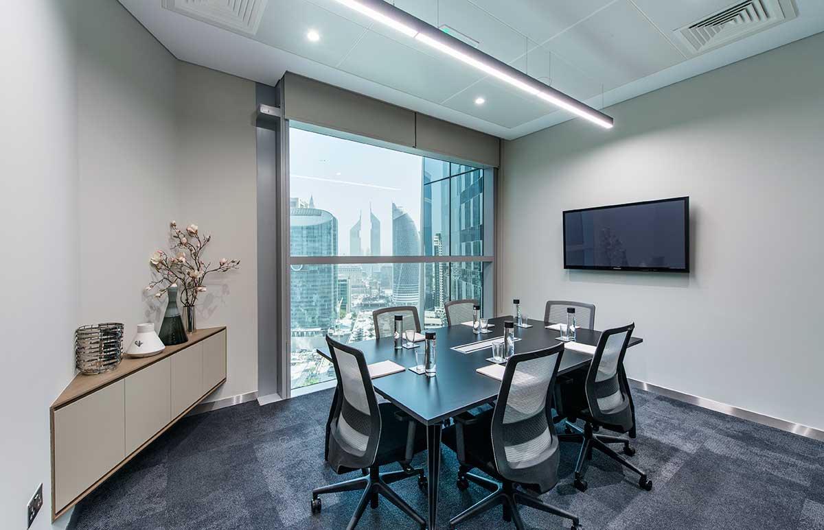 Central Park Towers' furnished offices offer SMEs and small business owners a unique opportunity to have an easy office setup, very little cash investment and convenient move-in.