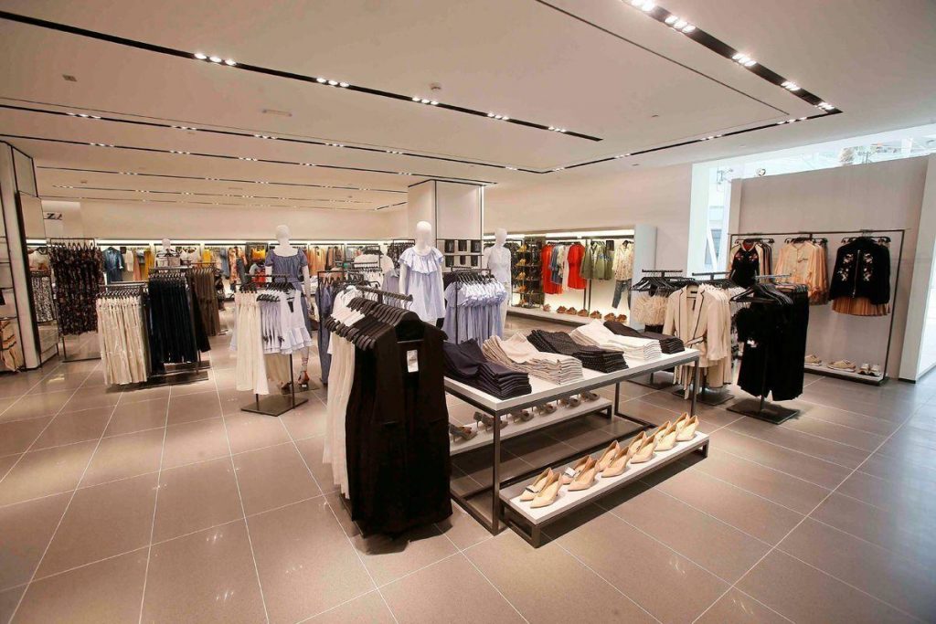 Zara launches online shopping in UAE - Arabian Business: Latest News on ...