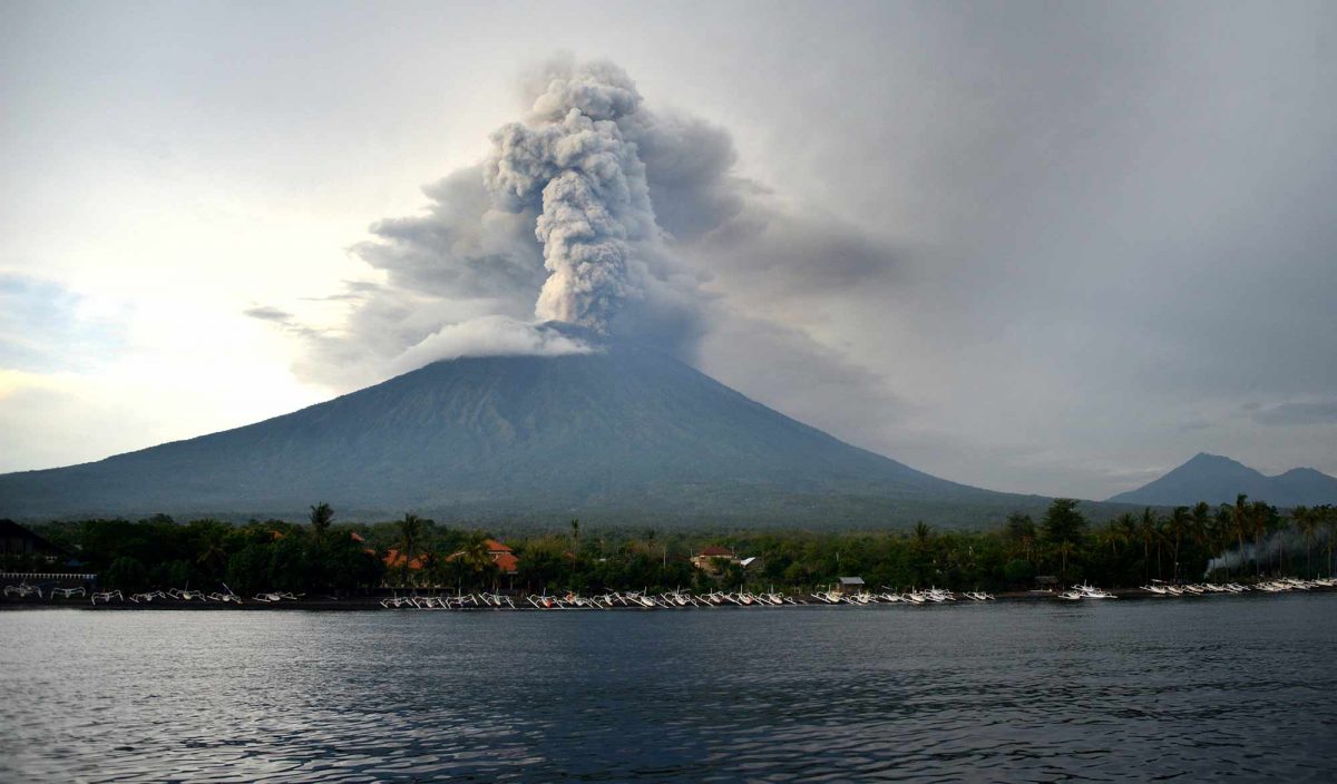 Mount Agung erupted late Friday and the situation in Bali has now returned to normal, Sutopo Purwo Nugroho, a spokesman for Indonesia’s Disaster Mitigation Agency, said in a text message. No areas were evacuated.