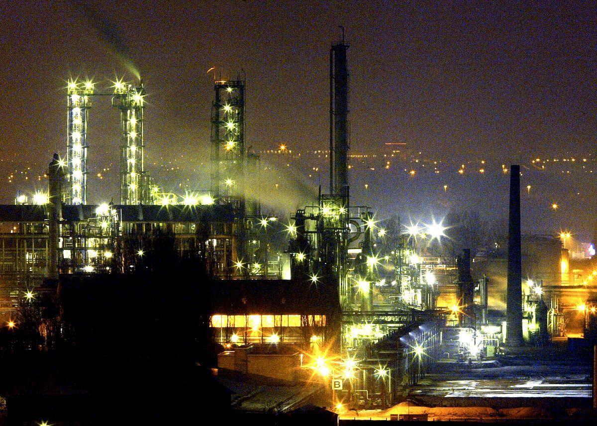 Petrochemicals plant