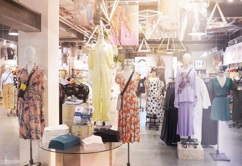 US fashion chain Urban Outfitters to open first store in Dubai Mall ...