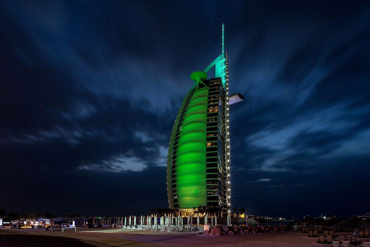 Burj Al Arab turning green for St Patricks Day