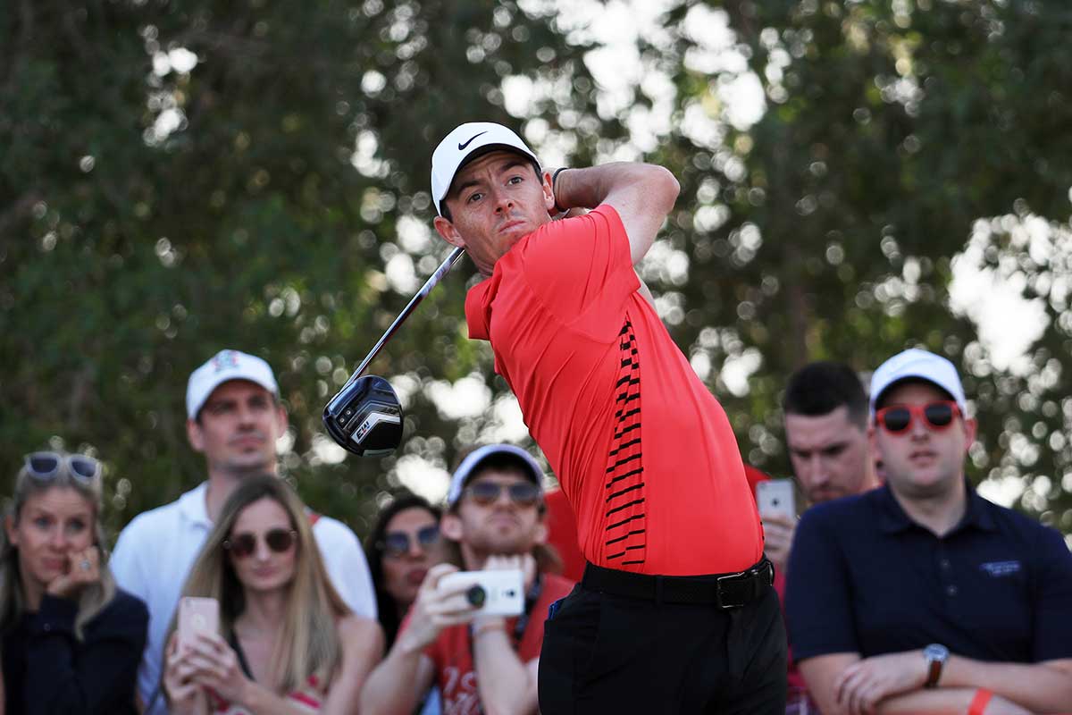 Rory McIlroy of Northern Ireland plays his shot from the 17th tee during round three of the Abu Dhabi HSBC Golf Championship at Abu Dhabi Golf Club on January 20, 2018 in Abu Dhabi.