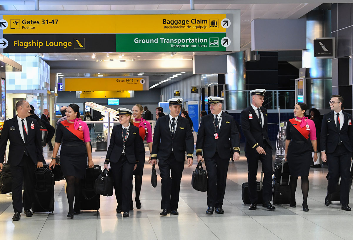 In Pictures Qantas Record Breaking Ultra Long Haul Flight From New York To Sydney Arabian 5607