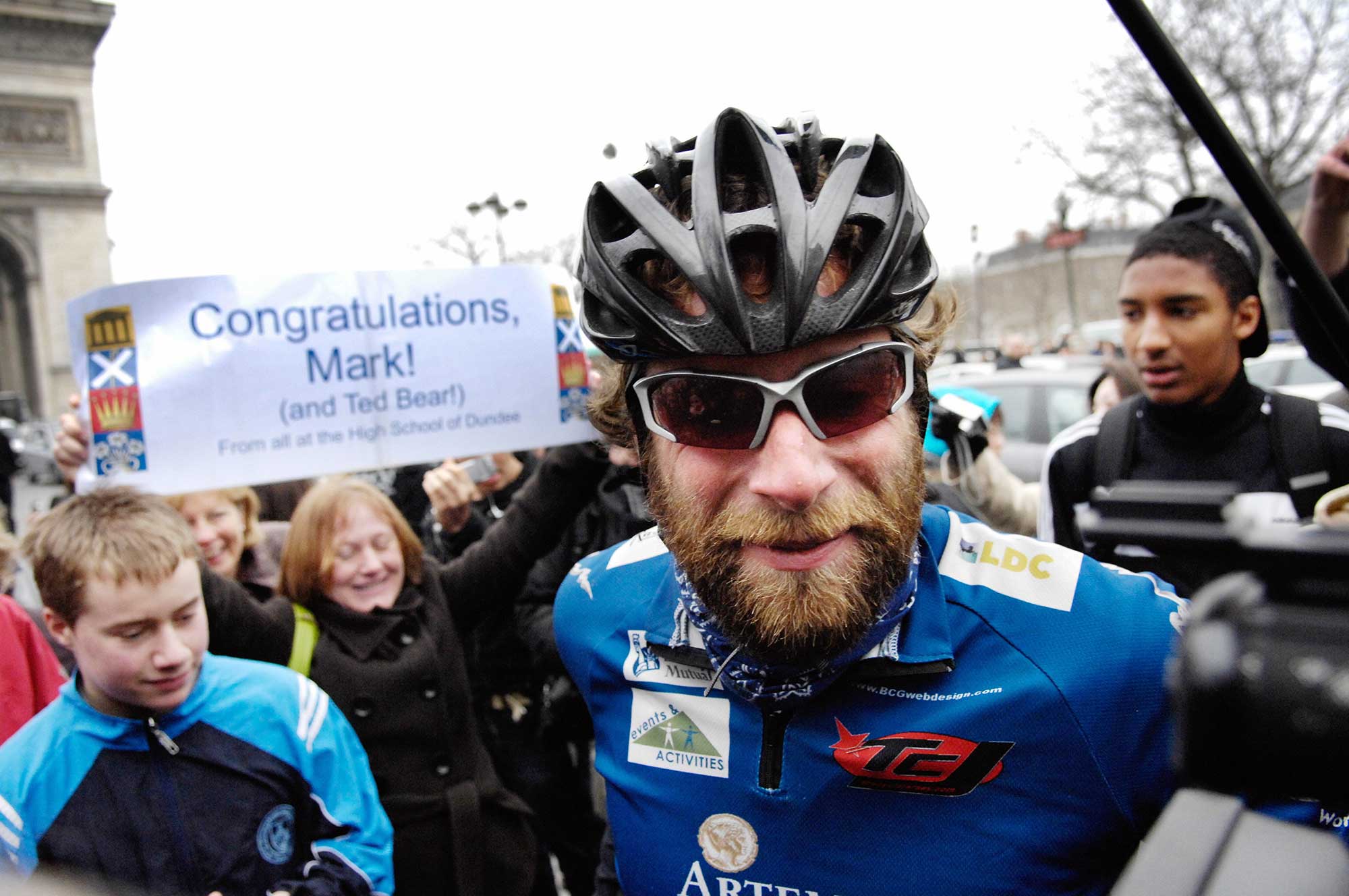 mark beaumont cycling around the world