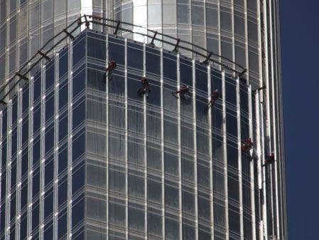 Window cleaners atop Burj Dubai - Arabian Business