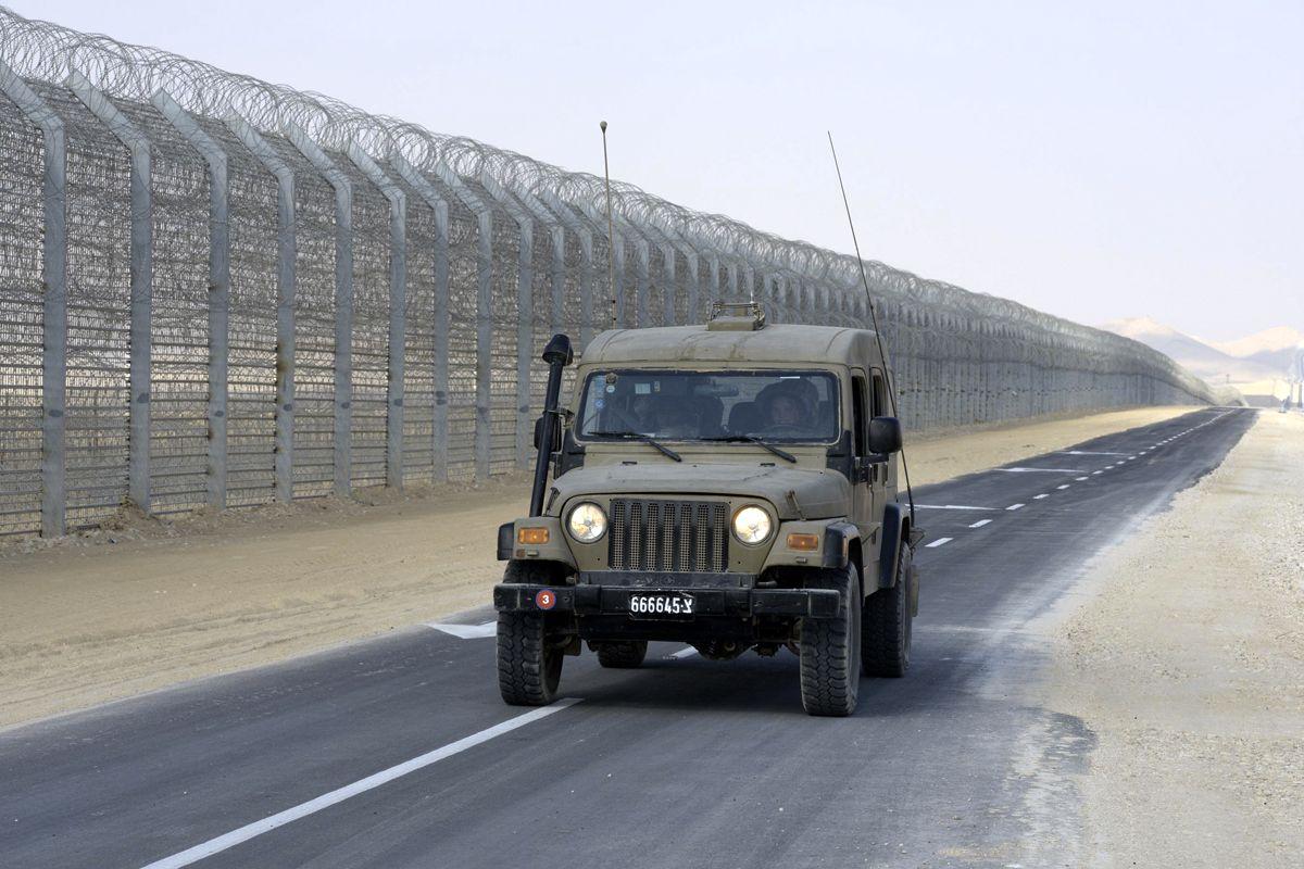 Israel completes security fence along Egypt border - Arabian Business