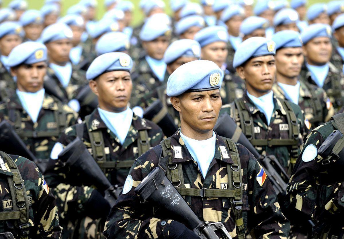 Philippines army recruits former communist rebels - Arabian Business