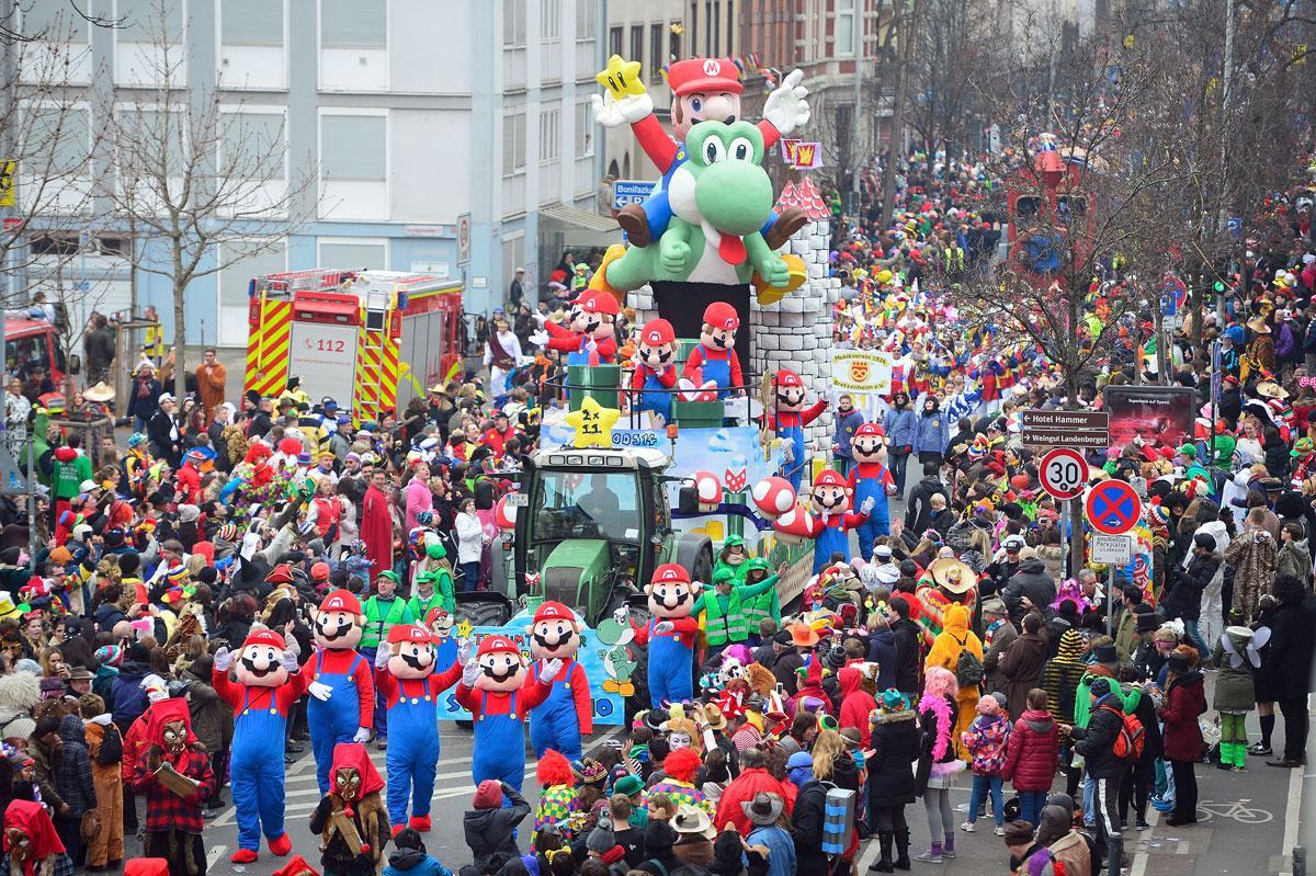 Carnival parades in western Germany - Arabian Business
