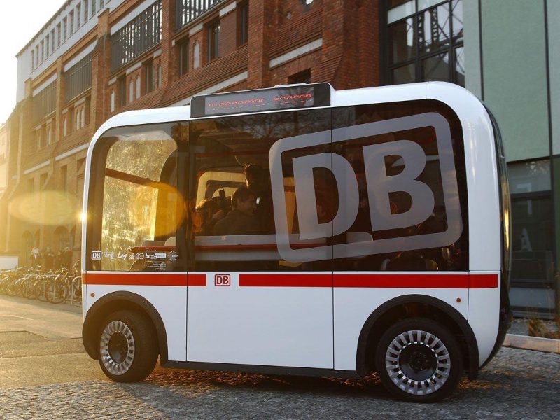 self-driving bus