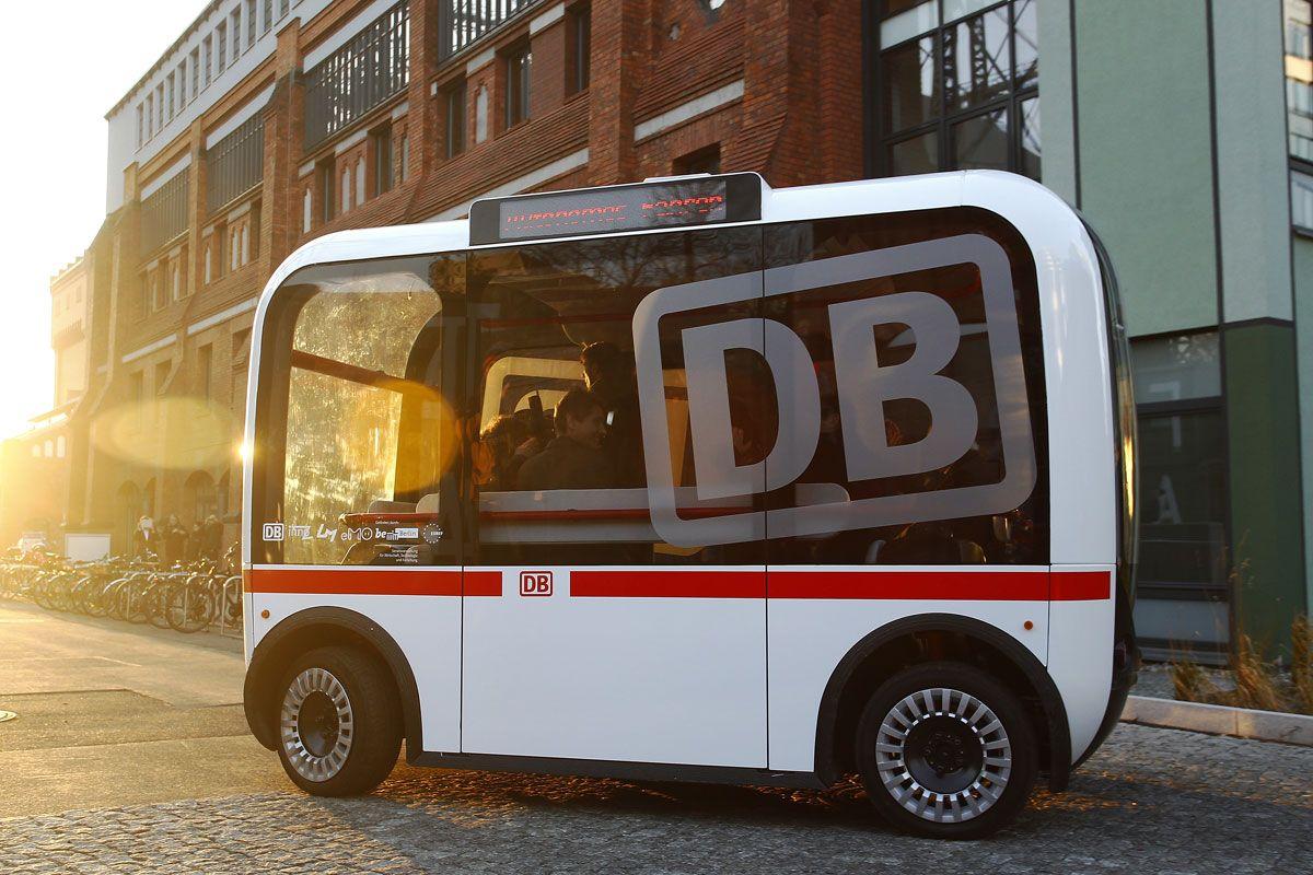 self-driving bus